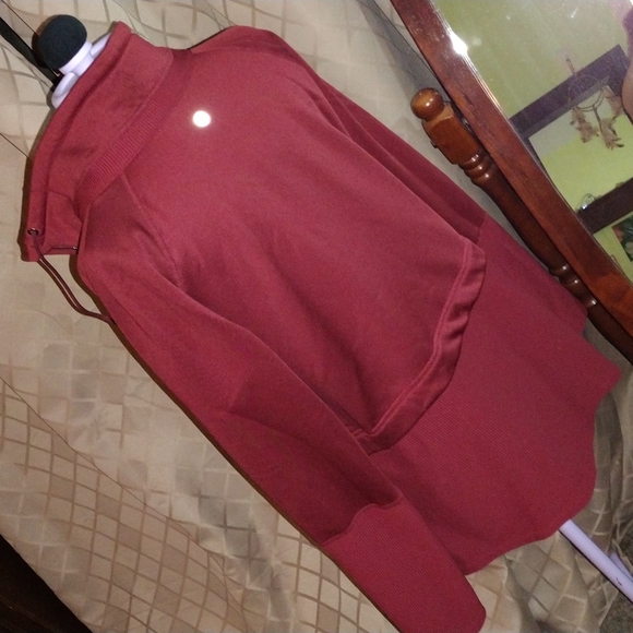 Avia Maroon Half Zip Pullover Long Sleeve Top EUC - Picture 7 of 11